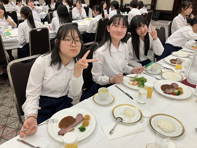 250520313.jpg