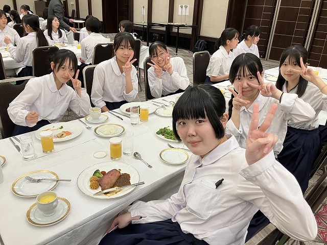 250520315.jpg