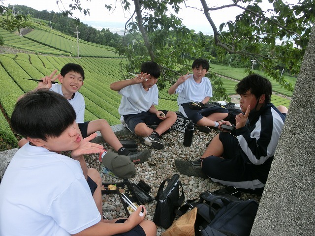 250522614.jpg