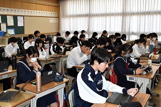 260428003.jpg